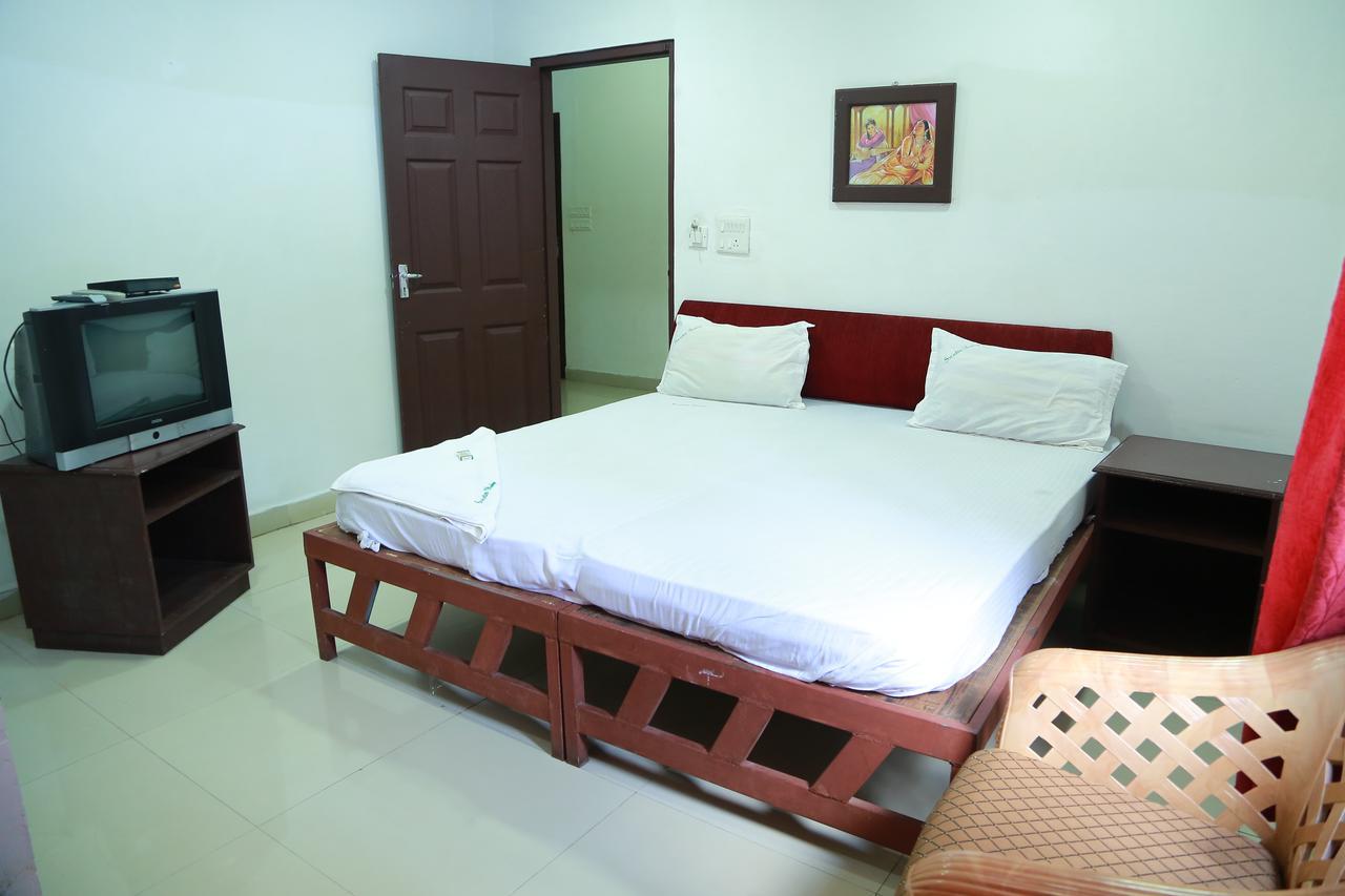 Swades Residency 호텔 Cheruvalli 외부 사진
